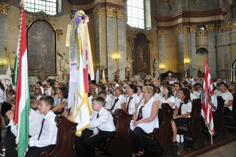 Országos templomi gyűjtés indul az iskolák javára